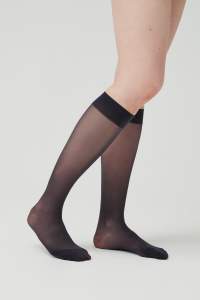 ITEM m6 Knee-High Translucent 20 in der Farbe anthracite